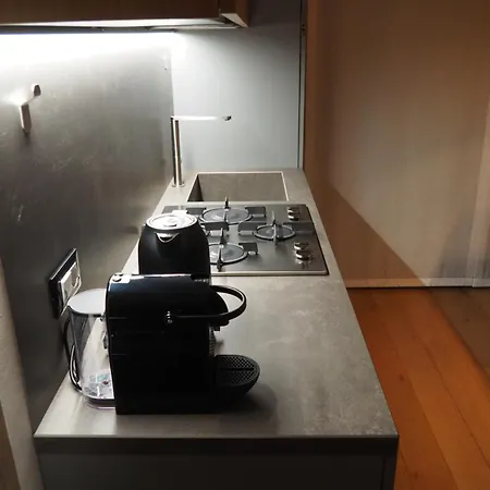 アパート Il Melograno ポルデノーネ